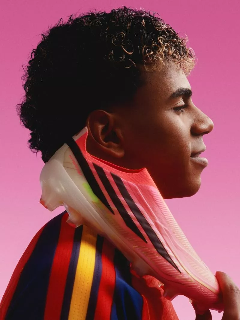 Adidas lance sa Coupe du monde avec un nouveau pack de crampons
