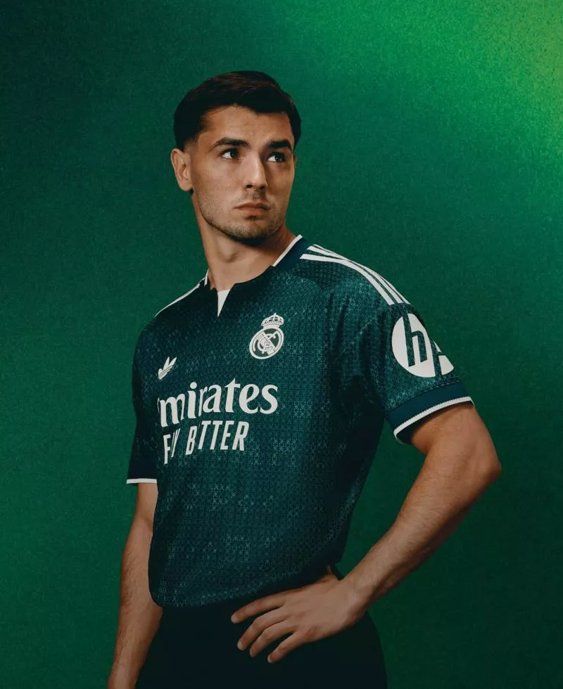 Le Real Madrid renoue avec le vert sur son maillot extérieur 2026-2027