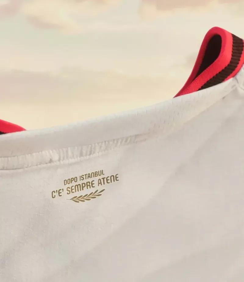 L'AC Milan rend hommage à sa Ligue des champions de 2007 avec son nouveau maillot extérieur