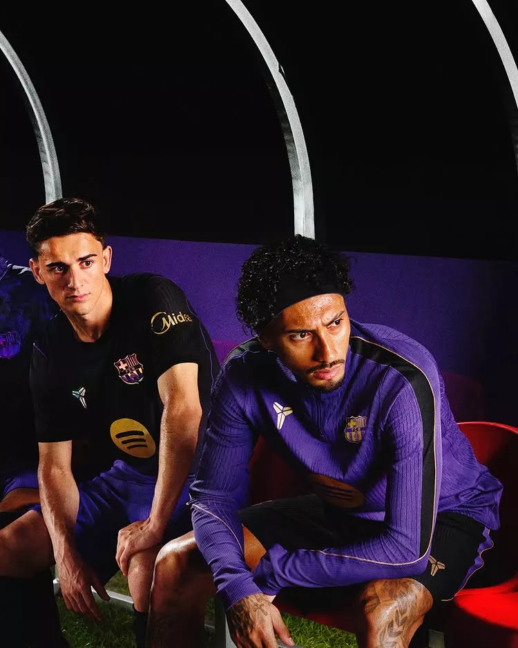 Les couleurs des Lakers sur le nouveau maillot du FC Barcelone ?