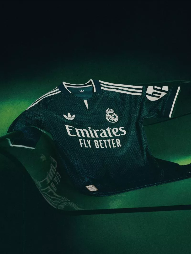 Le Real Madrid renoue avec le vert sur son maillot extérieur 2026-2027