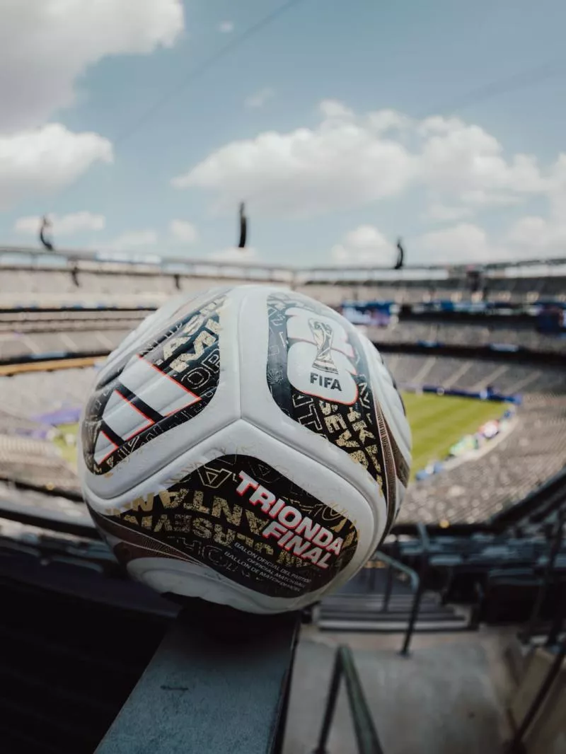 Adidas dévoile le ballon de la finale de Coupe du monde 2026