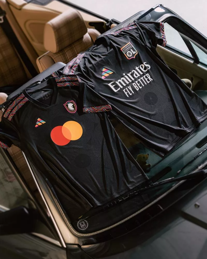 L'OL et OL Lyonnes dévoilent un maillot Third aux couleurs de la funk lyonnaise