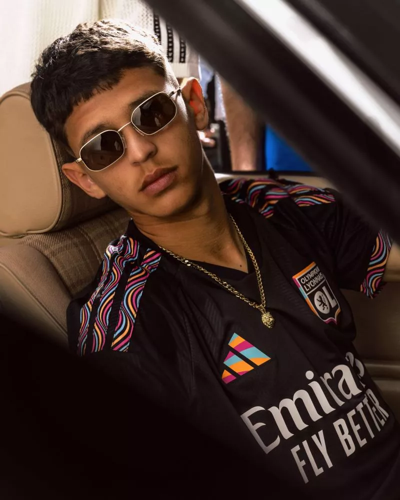 L'OL et OL Lyonnes dévoilent un maillot Third aux couleurs de la funk lyonnaise