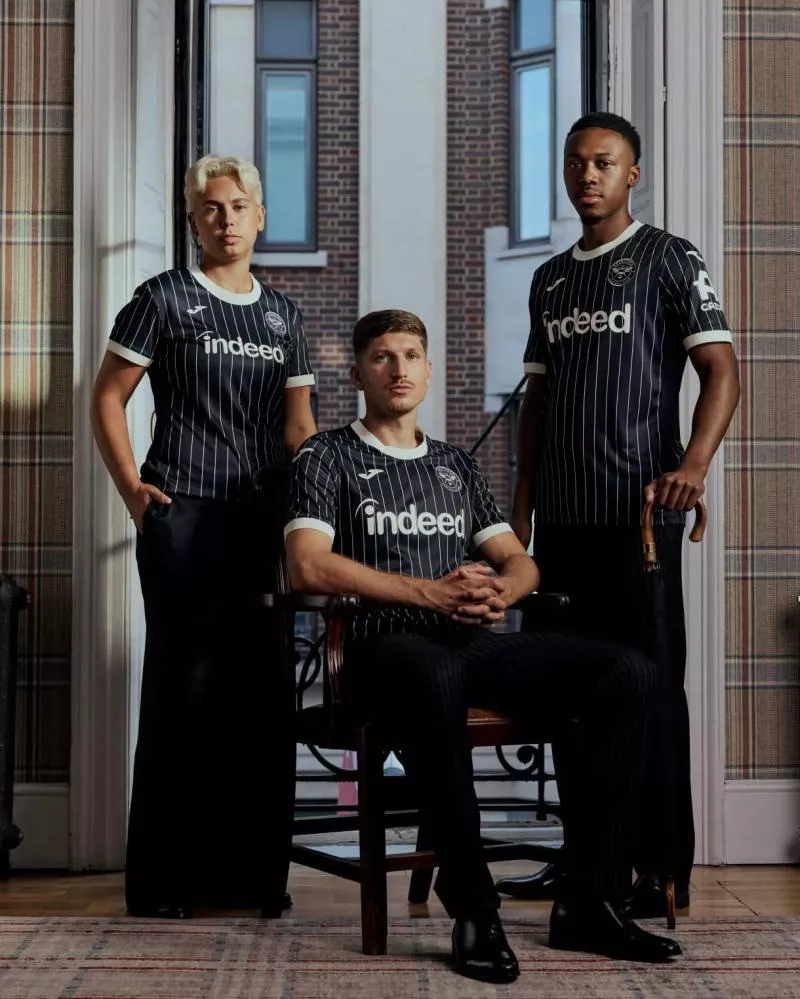 Maillots 2026-2027 : les sorties de la semaine (du 27 au 31 juillet)