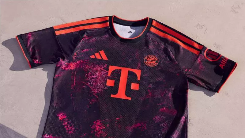 L&rsquo;hommage assez particulier du Bayern Munich sur son nouveau maillot third