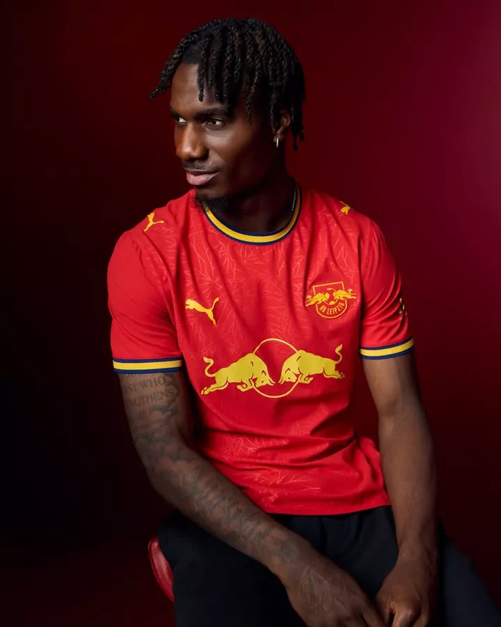 Maillots 2026-2027 : les sorties de la semaine (du 10 au 14 août)