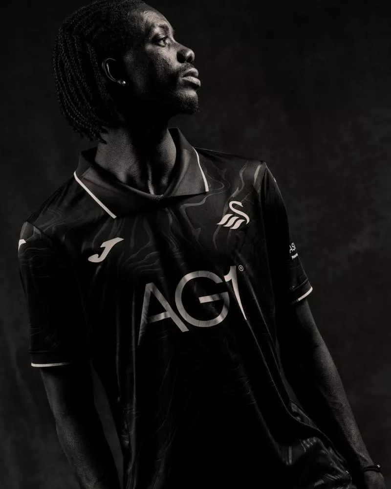 Maillots 2026-2027 : les sorties de la semaine (du 10 au 14 août)