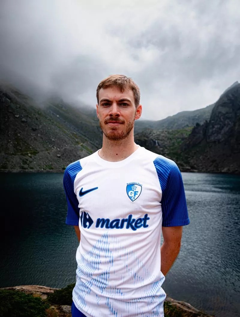 Maillots 2026-2027 : les sorties de la semaine (du 10 au 14 août)