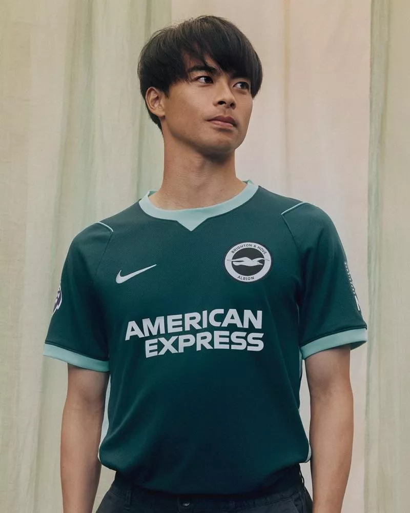 Maillots 2026-2027 : les sorties de la semaine (du 3 au 8 août)