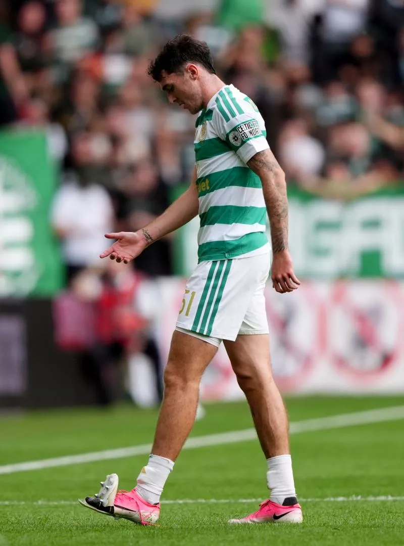 Celtic's Colby Donovan with a problem with his left boot after it split during the William Hill Premiership match at Celtic Park, Glasgow. Picture date: Saturday August 29, 2026. - Photo by Icon Sport