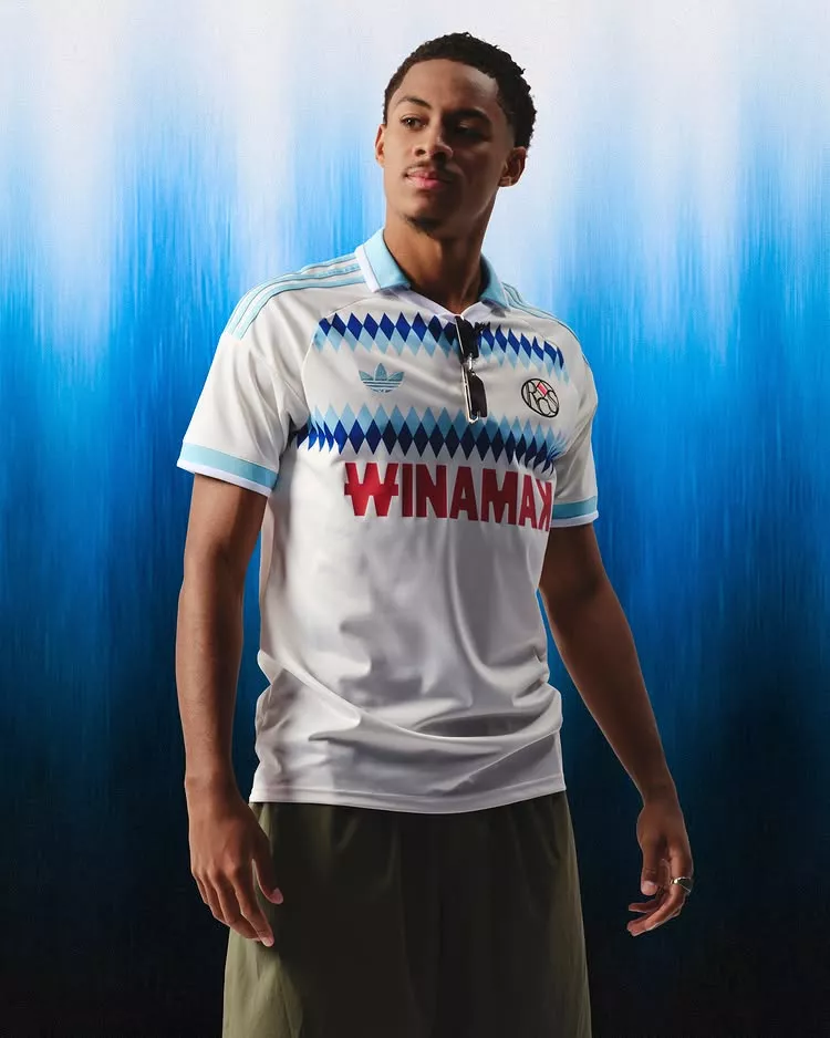 Top 10 : les sponsors qui ruinent les maillots en 2026-2027