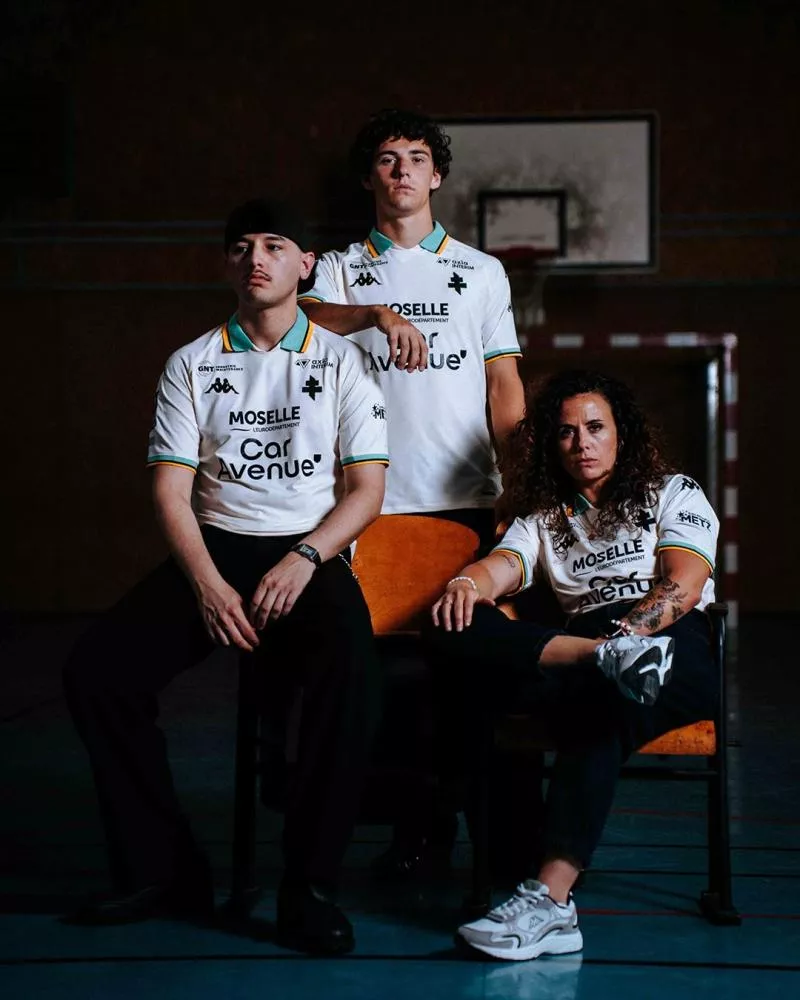 Top 10 : les plus beaux maillots de Ligue 2 de 2026-2027
