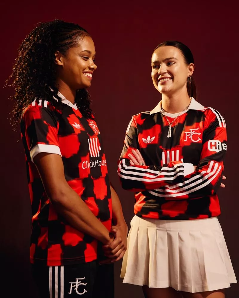 Top 10 : les nouveaux maillots sublimés par les manches longues