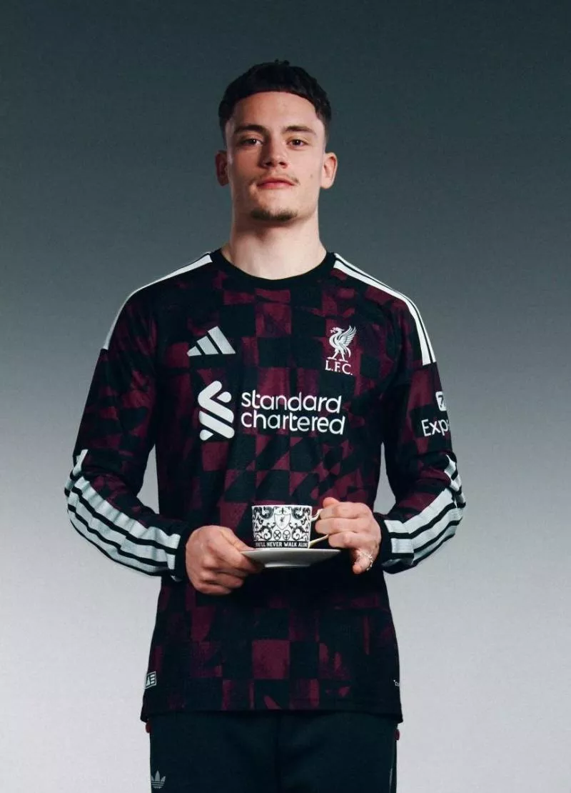 Liverpool et adidas régalent encore avec leur maillot third 2026-2027