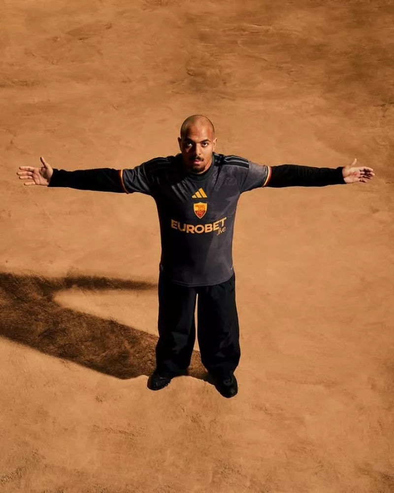 L'AS Roma régale avec son nouveau maillot third