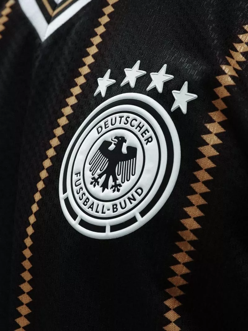 L'Allemagne dévoile son dernier maillot avec adidas