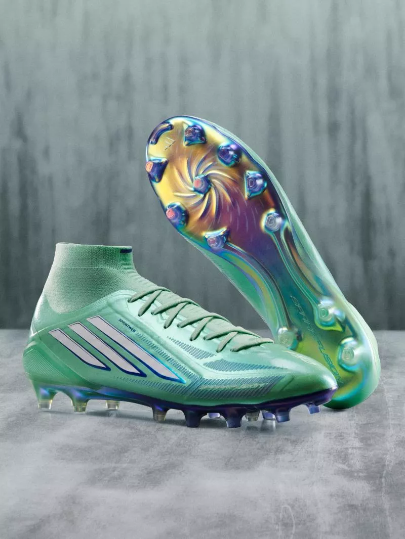 Adidas fait sa rentrée crampons avec son pack « Final Rush »