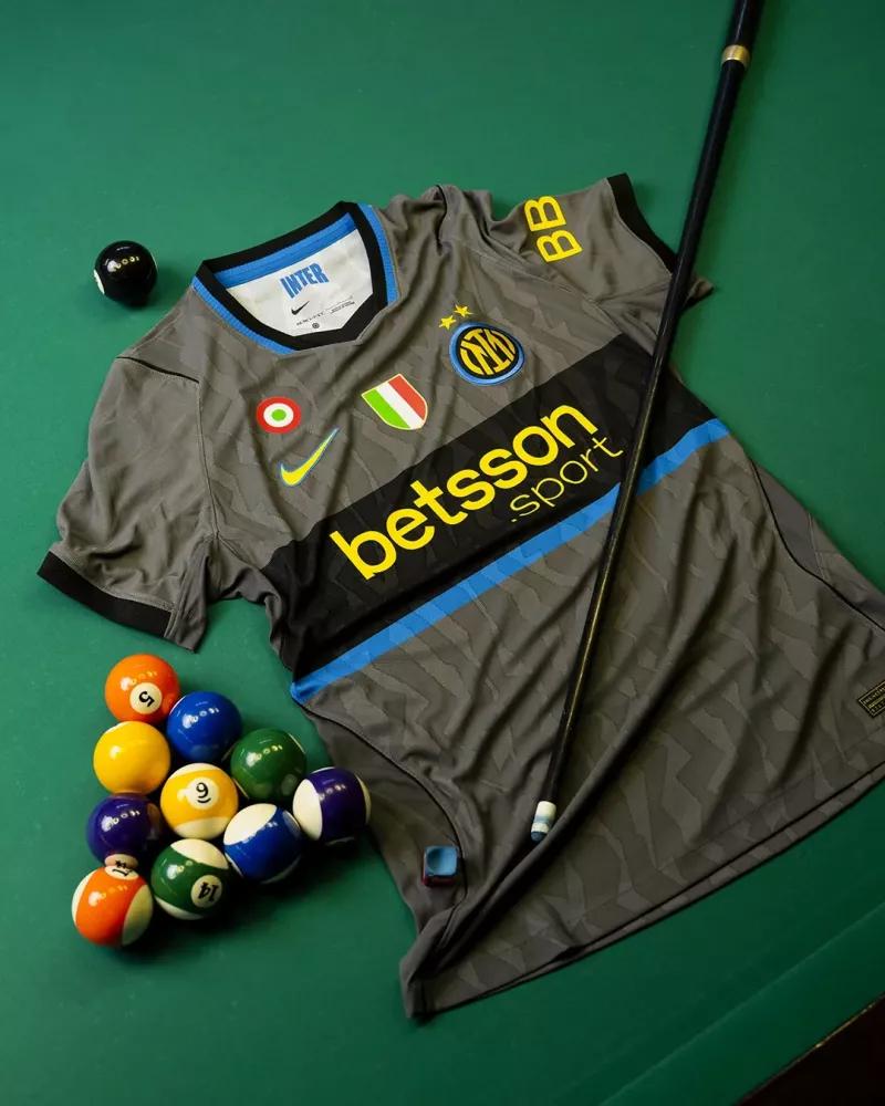 Le troisième maillot de l'Inter Milan joue avec nos sentiments