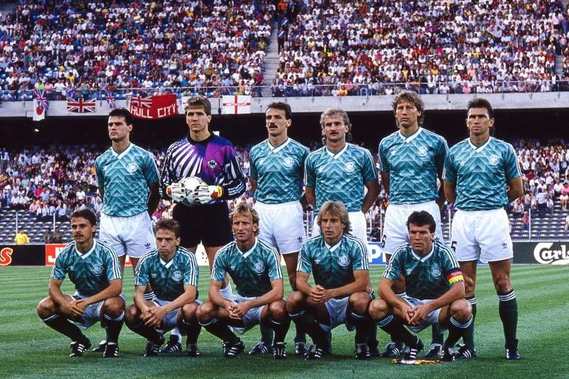L'Allemagne va jouer avec son maillot de 1990 face aux Pays-Bas