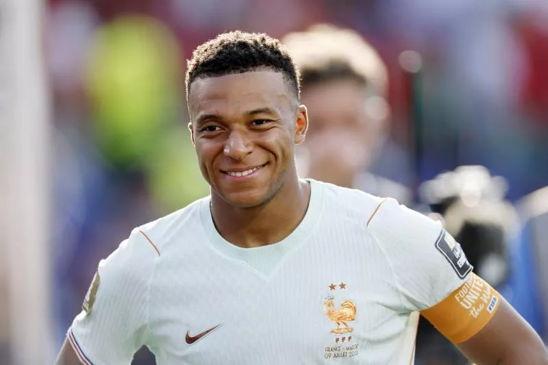On officialise son entrée dans le football avec Mbappé, Thierry Henry rejoint la direction