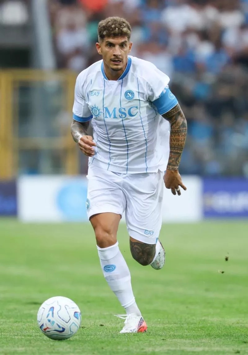 Top 10 : les sponsors qui s'intègrent parfaitement aux maillots cette saison