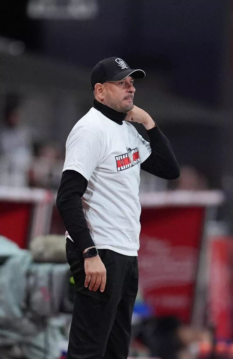 Le bel hommage à Éric Roy lors de Brest-PSG