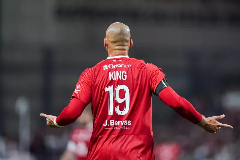 Le bel hommage à Éric Roy lors de Brest-PSG