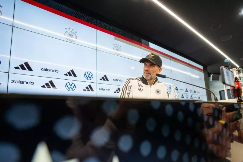 La casquette de Jürgen Klopp avec l&rsquo;Allemagne sera bientôt disponible à la vente