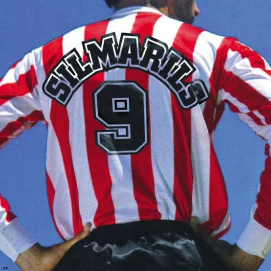 Top 10 des albums avec un maillot de foot sur la pochette