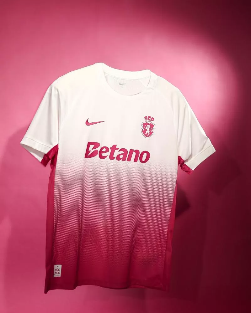 Quand les maillots de foot changent de couleur pour Octobre Rose 2026