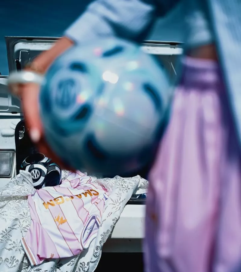 Les Marseillaises (OM) sortent leur premier maillot à l'occasion d'Octobre Rose